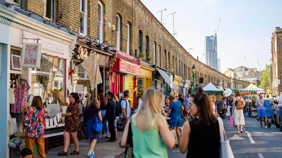 Large Duplex Flat At London Bridge Apartment