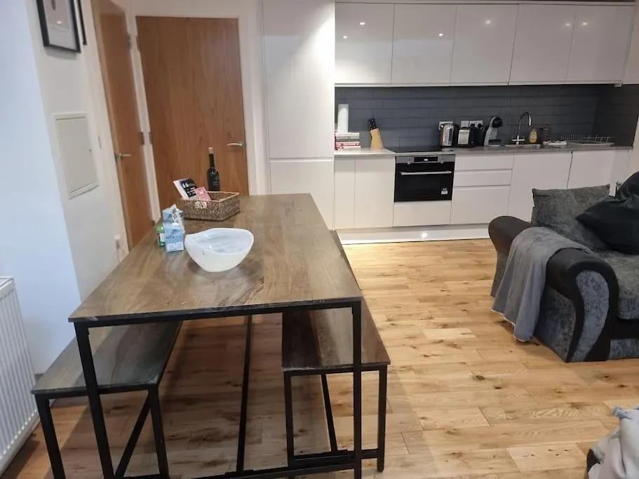 Large Duplex Flat At London Bridge Apartment